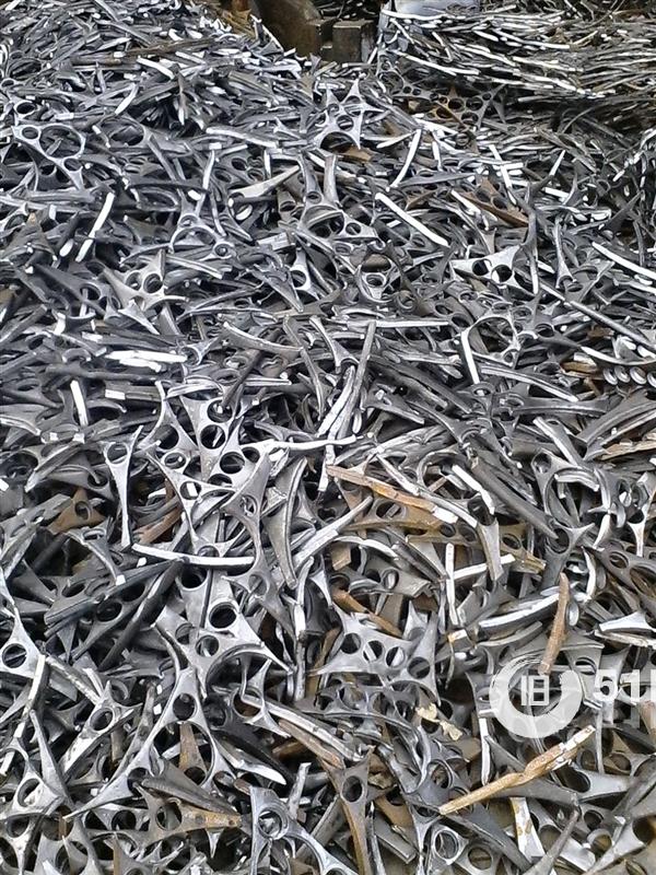 【聚焦“百千万工程”】铁皮棚整治“加速度”！通衢镇农房风貌管控“焕新颜”