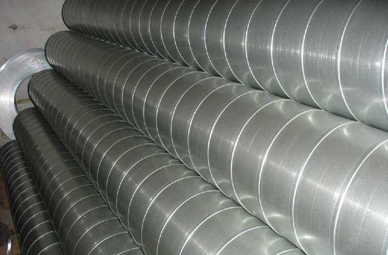 东莞一铁皮厂房突发大火餐馆老板称“给消防员煮了250碗面应该有几百人救火”当地：火已扑灭无人伤亡